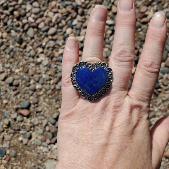 New Heart Shaped Lapis Lazuli 925 Silver Statement Ring. - Picture 11 of 13